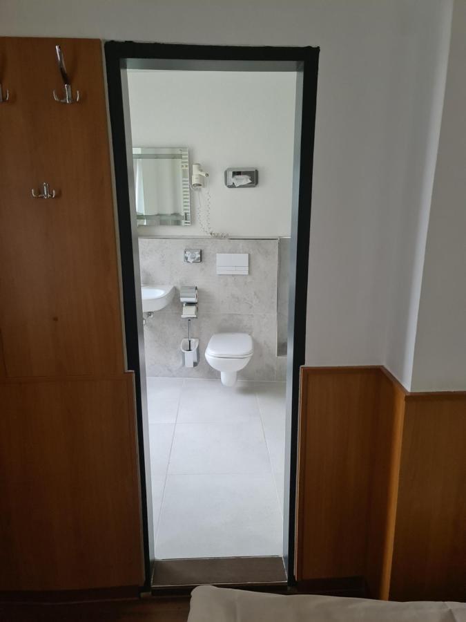 Altan Hotel Hamburg Kültér fotó