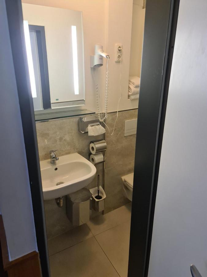 Altan Hotel Hamburg Kültér fotó