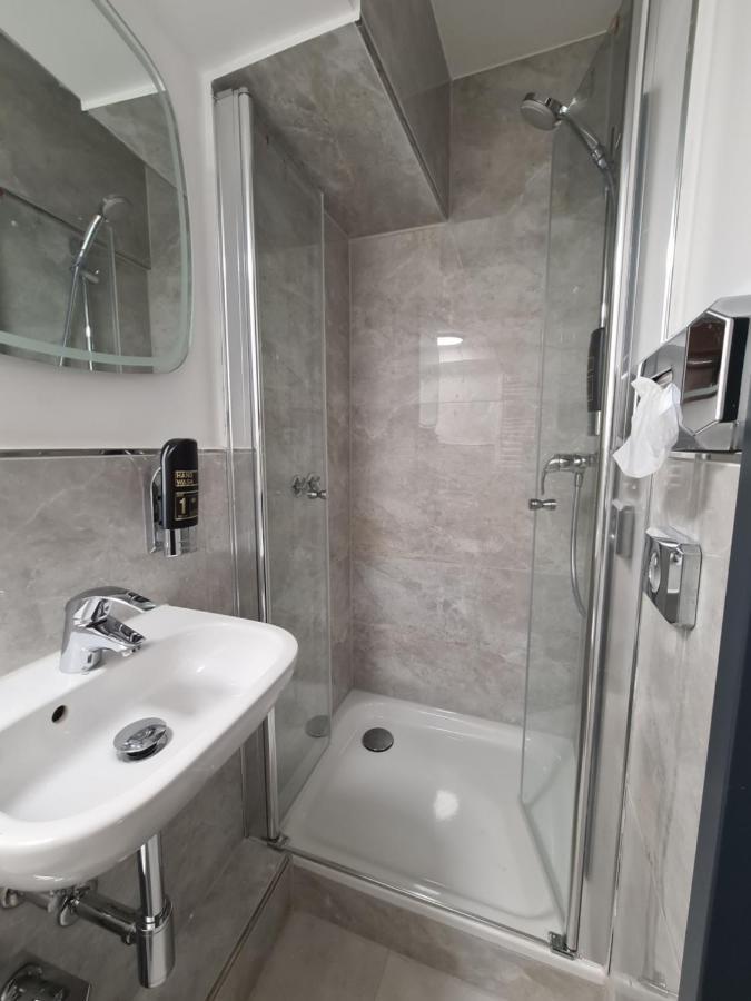 Altan Hotel Hamburg Kültér fotó