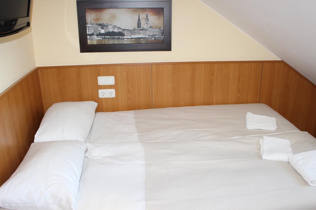 Altan Hotel Hamburg Kültér fotó
