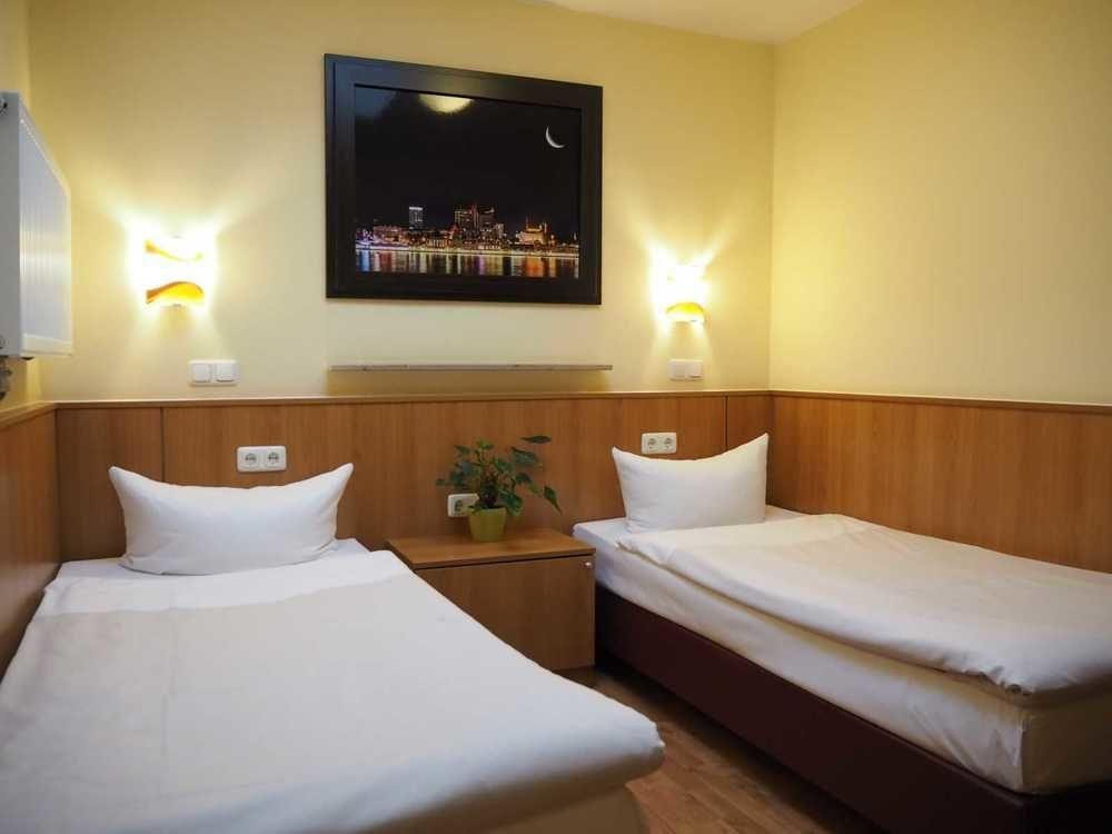 Altan Hotel Hamburg Kültér fotó