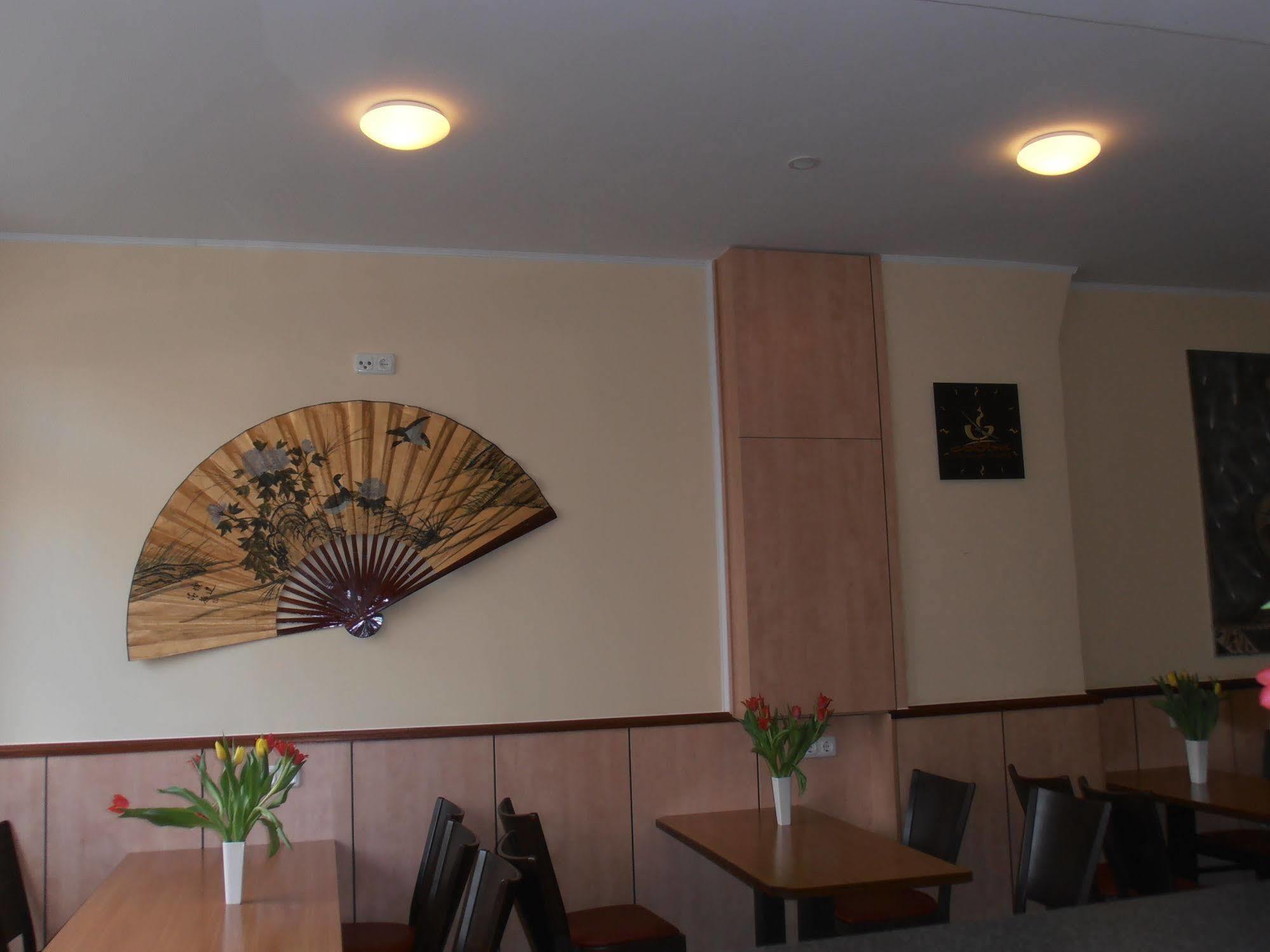 Altan Hotel Hamburg Kültér fotó